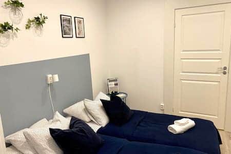 Private room with two single beds Private room with two single beds