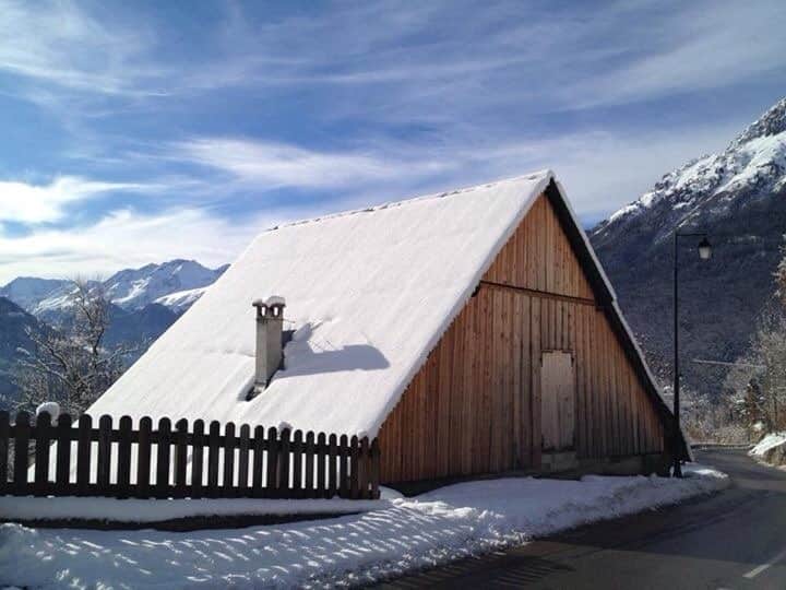 Vue arrière du chalet