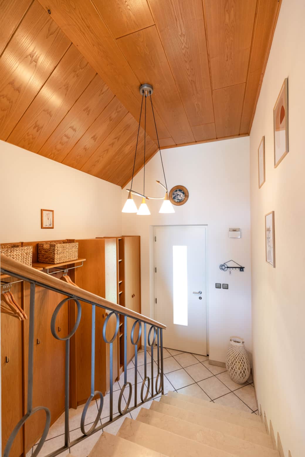 Entryway 29 43 Entryway 29 43