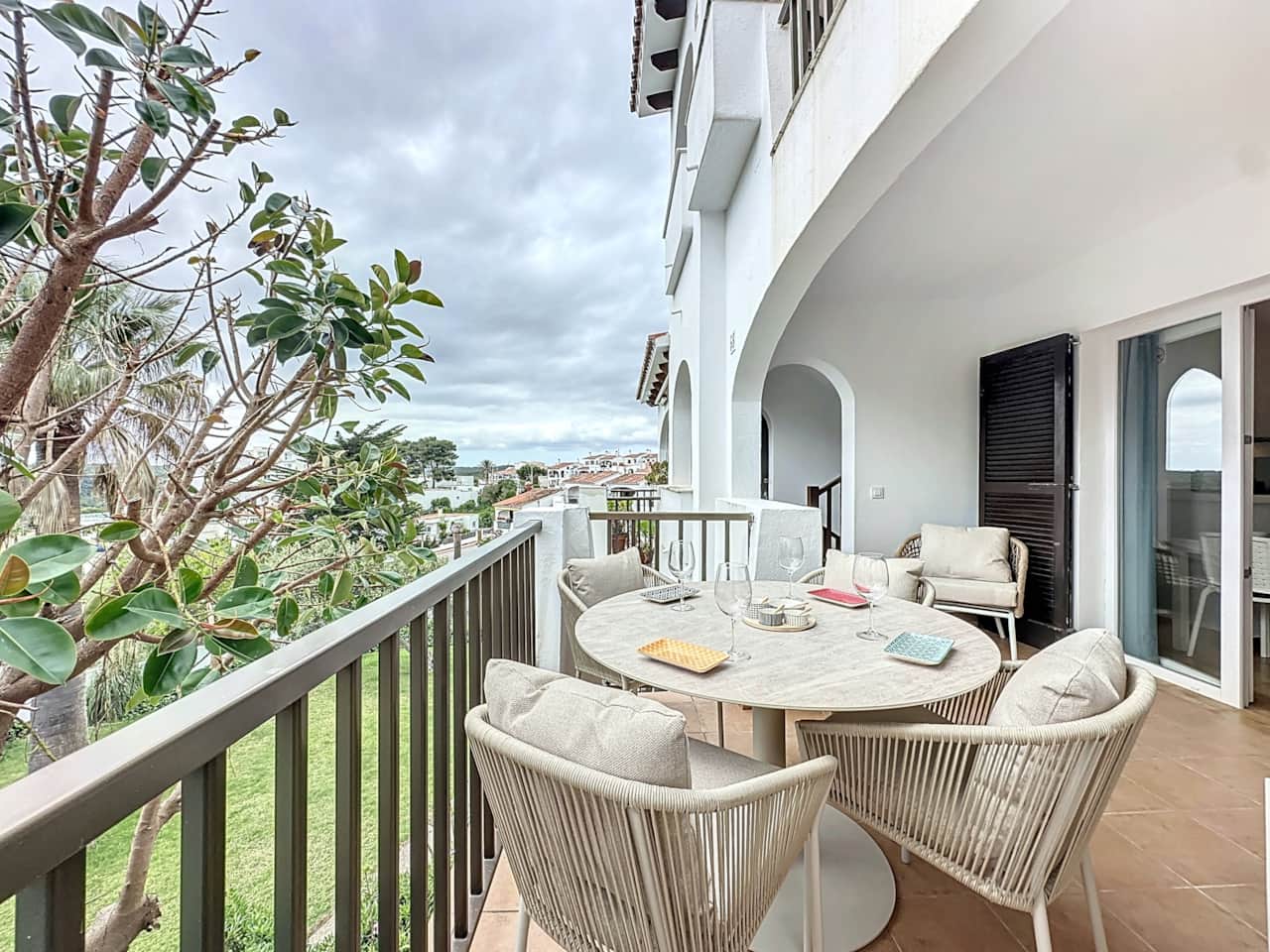 Apartment Alegre, Front Balcony