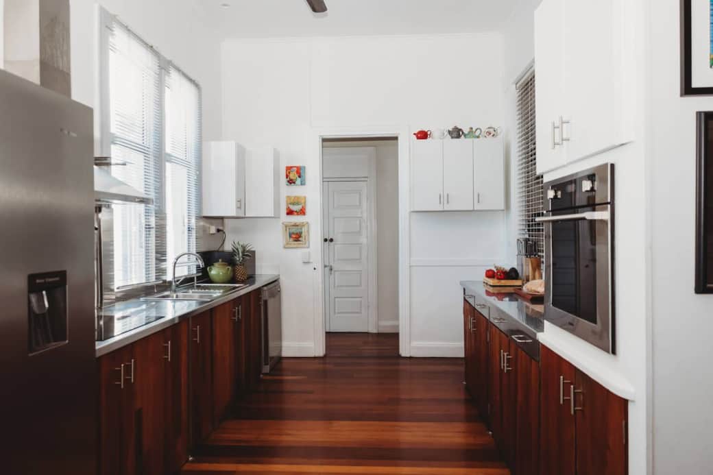 Full kitchen Full kitchen