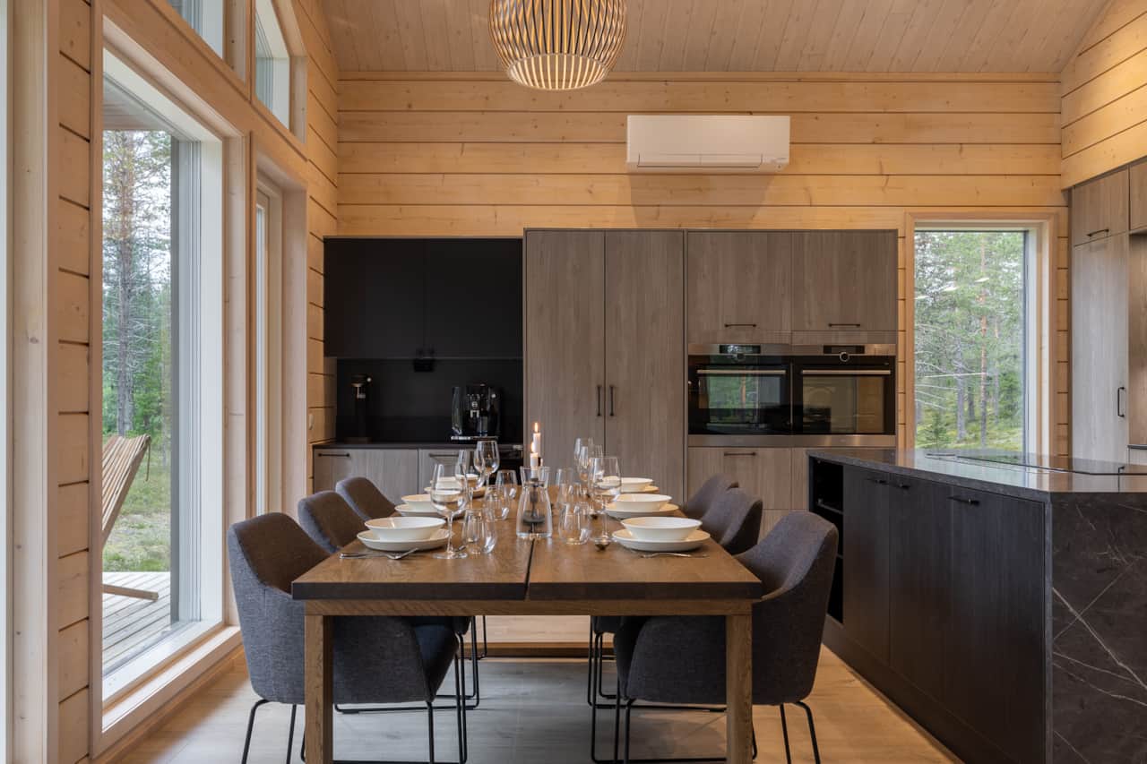 Dining & kitchen