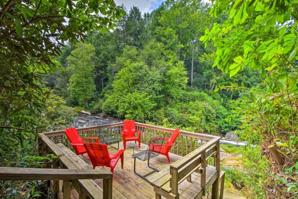 Third Deck at River Front with Access to River