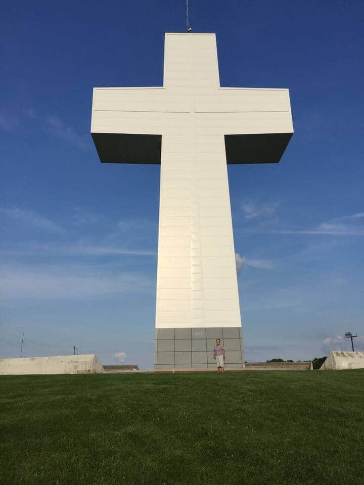 https://l.icdbcdn.com/oh/083195c0-66fa-4f59-b360-10a4d3df3f64.jpg?w=2080-14
