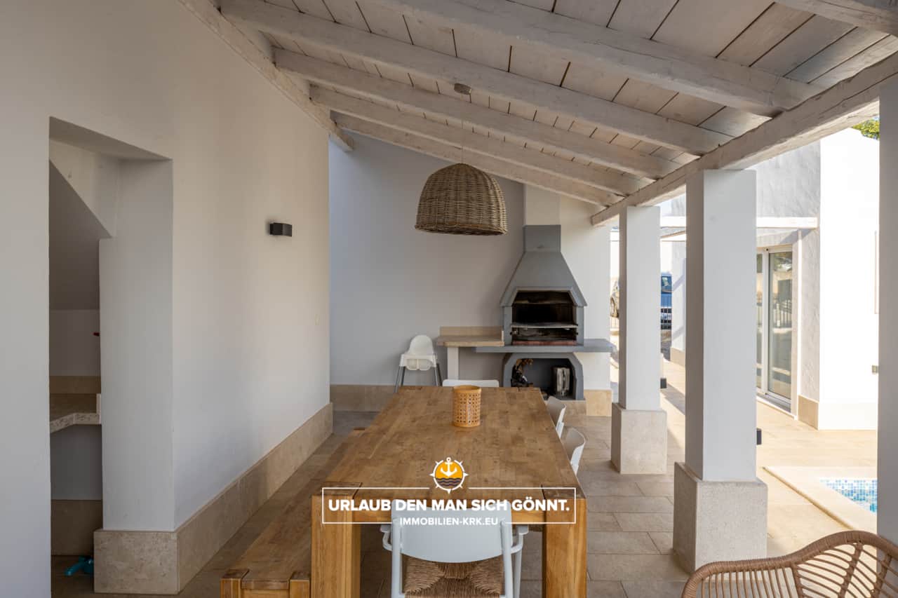 Outdoor terrace and barbecue