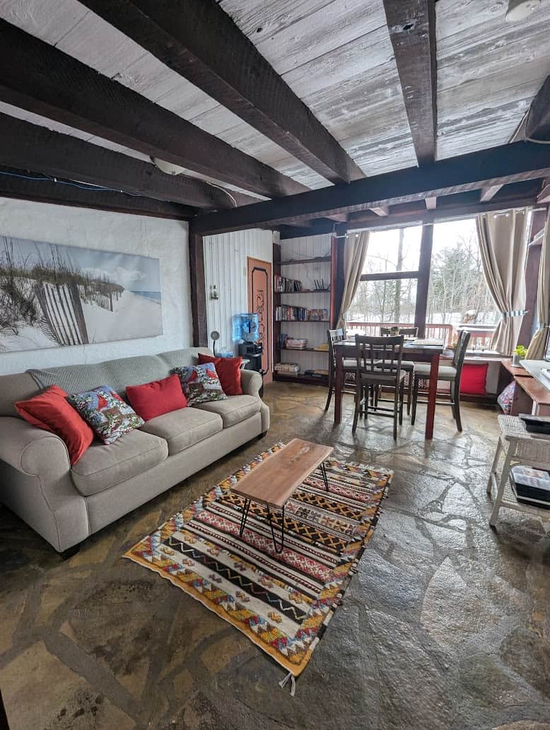 Apartment Living room
