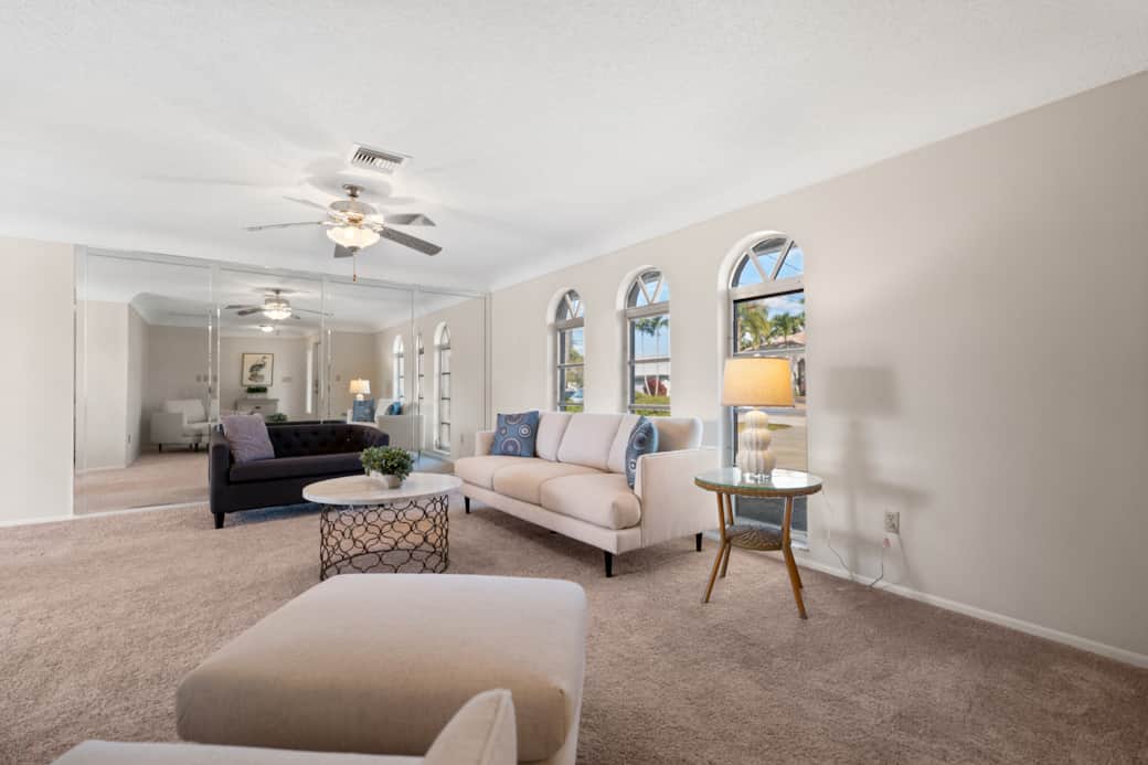 Seaside Villa Mango Bay