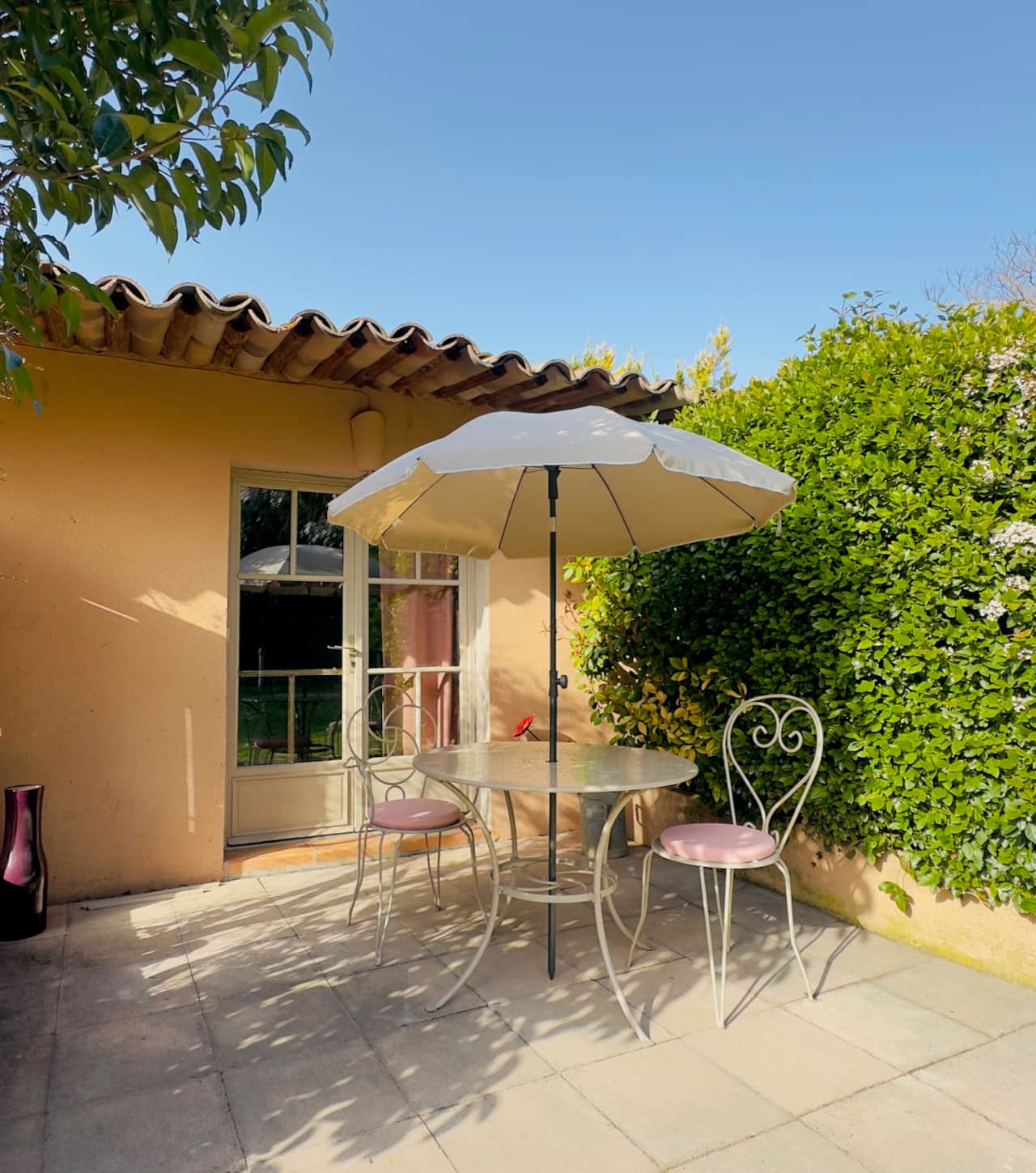 Terrasse plein pied provence calme
