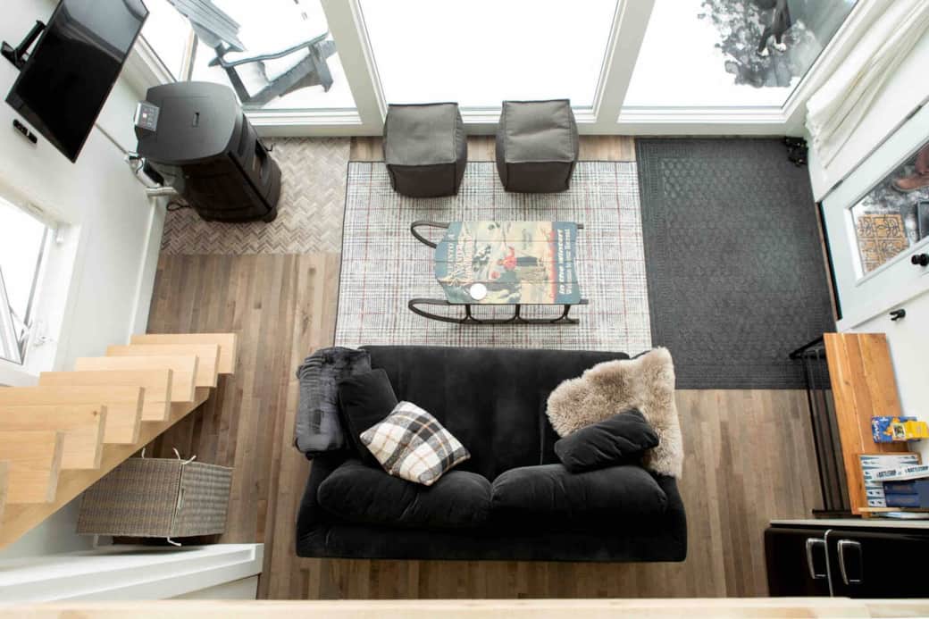 Simple designs allows for room to get cozy and breathe deeply. Whether you are watching Netflix or the trees the view will be stunning. The huge windows make you feel one with the trees. Simple designs allows for room to get cozy and breathe deeply. Whether you are watching Netflix or the trees the view will be stunning. The huge windows make you feel one with the trees.