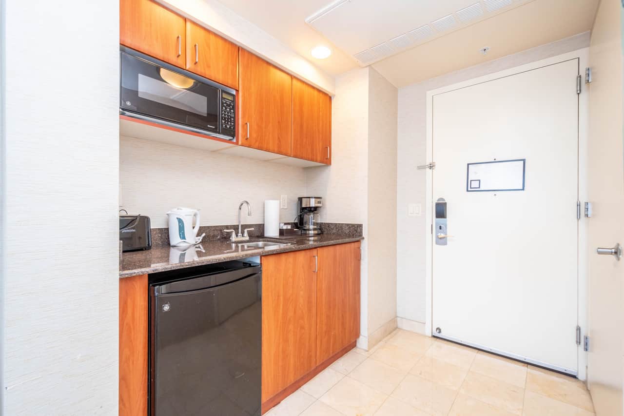 18001 Collins Ave Units 504-print-004-088-SFV 3047-4200x2800-300dpi