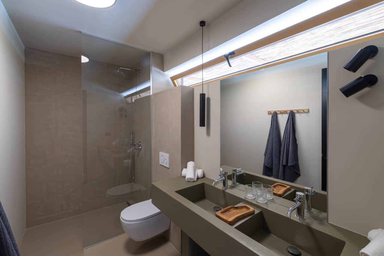 Every room has an elegant en suite bathroom