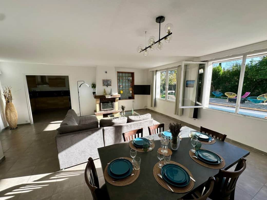 Salon vue piscine Salon vue piscine