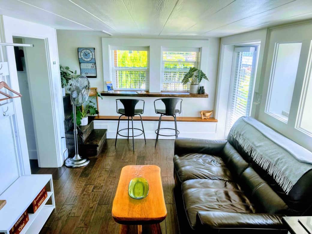 Newly added wood blinds