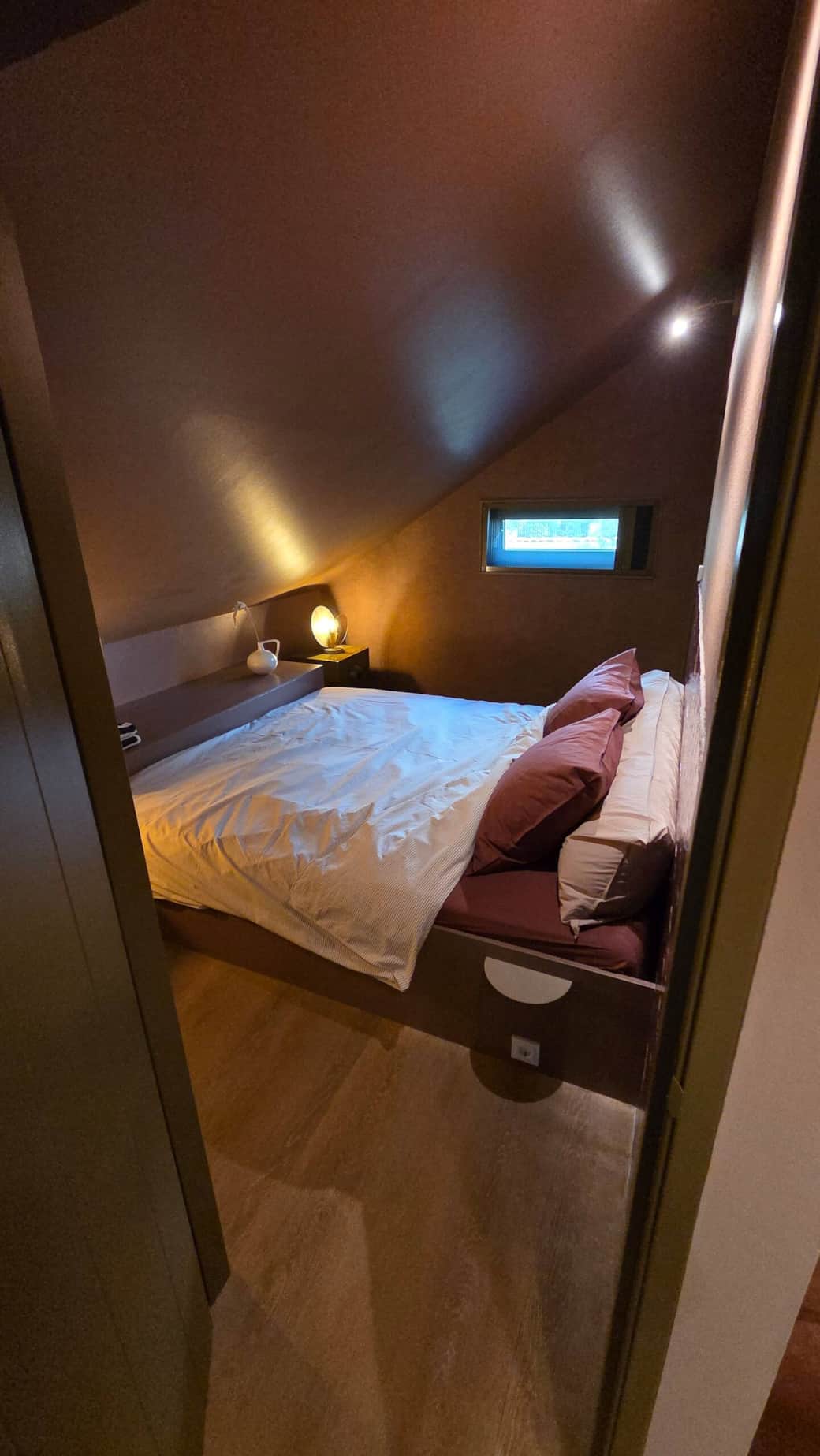 7e11b028 4ff0 422f a774 9d5b77ba9d3d