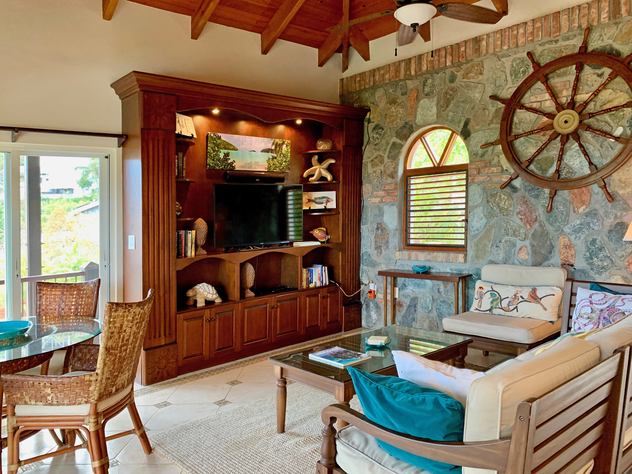 Living room with cable TV