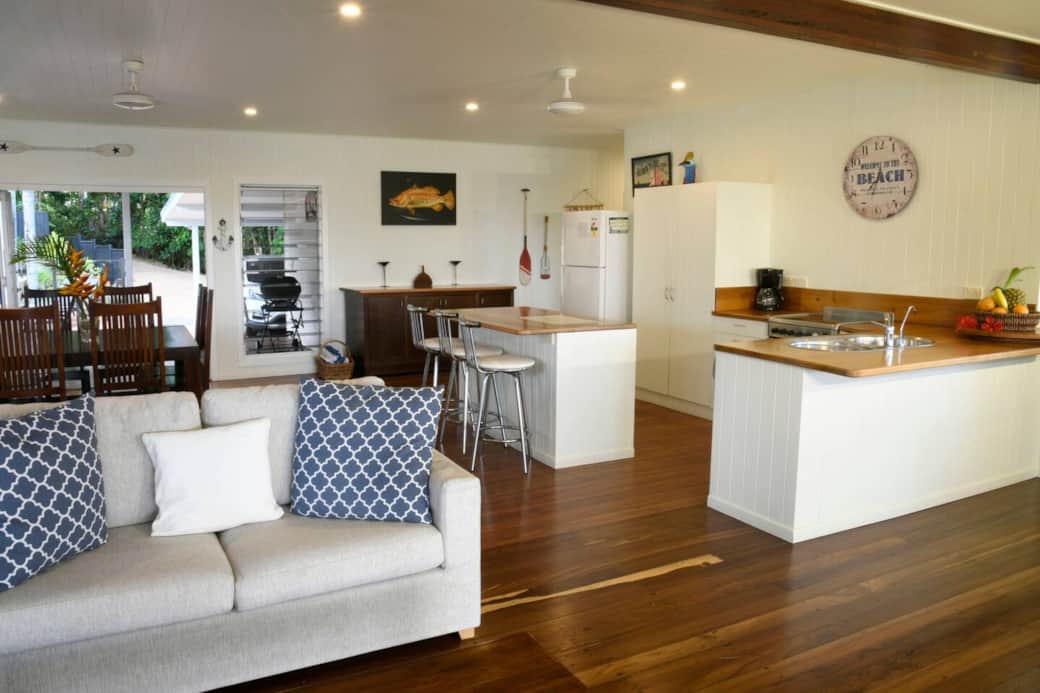 Seasons at South Mission Beach - Living, dinning room & kitchen Seasons at South Mission Beach - Living, dinning room & kitchen