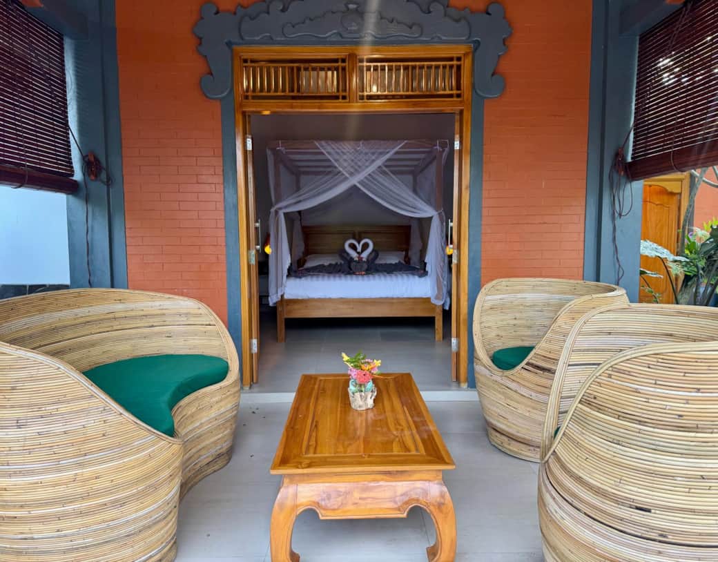 Outdoor seating area 