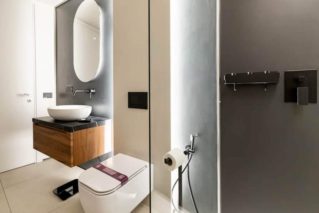 Complete with all amenities you need