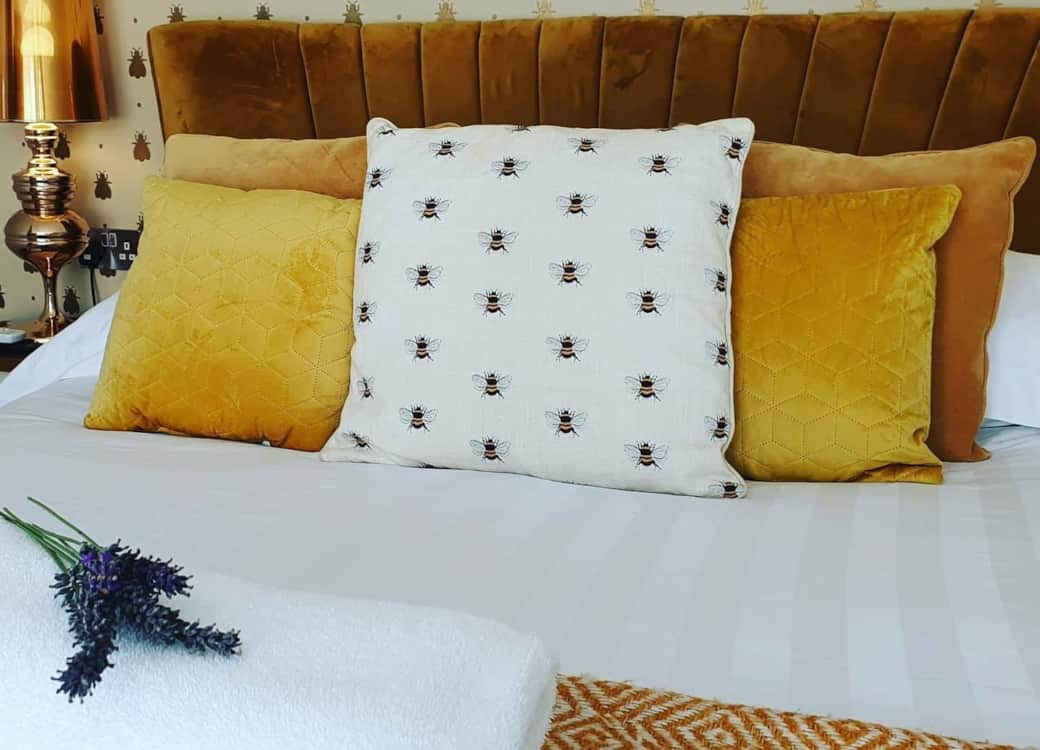 Kings Arms - Bee Room