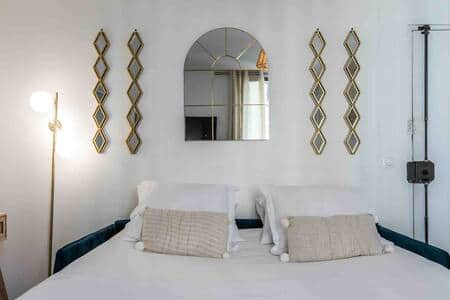 Salon avec canapé-lit Salon avec canapé-lit