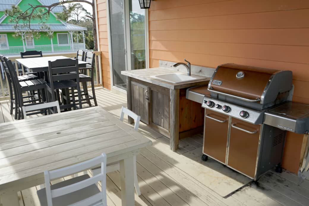 2nd Floor Deck w/ Gulf Views, Sectional, Gas Grill, Sink, & Table Seating for 9!