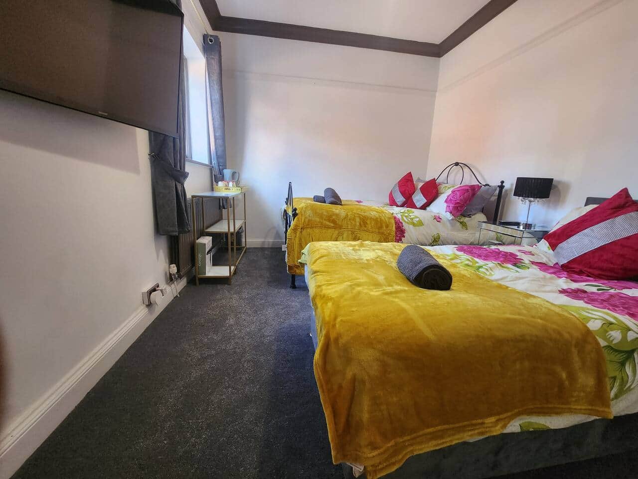 Private guest room at 239 Seymour Grove accommodation Manchester