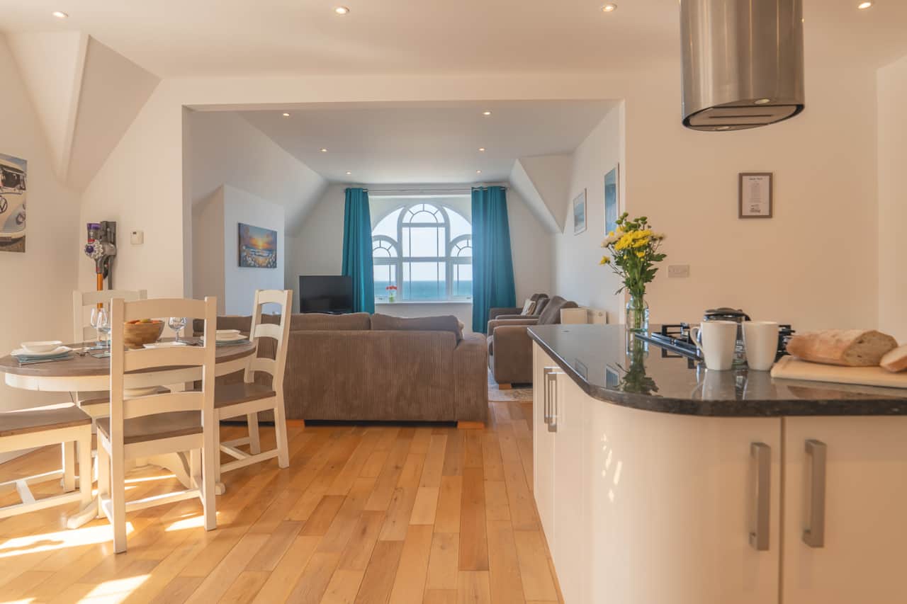 Open-plan kitchen, dining and living space