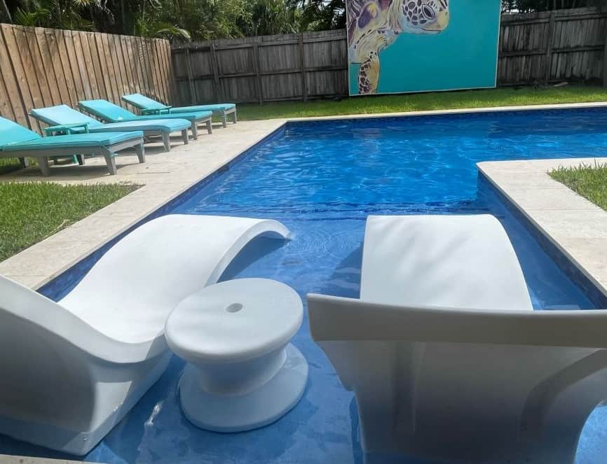 Pool area / Outdoor living space