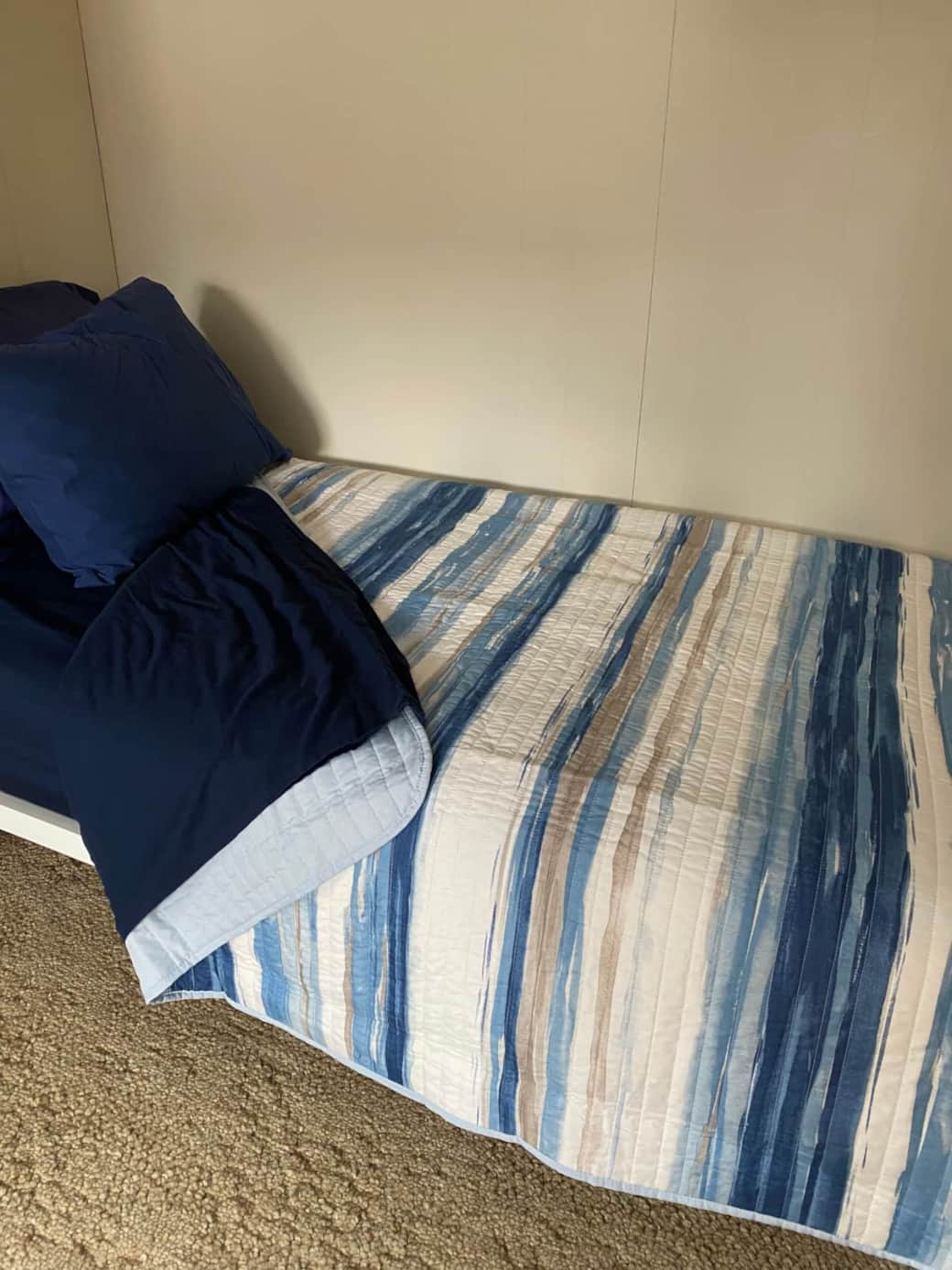 Bedroom #4 (Twin) 