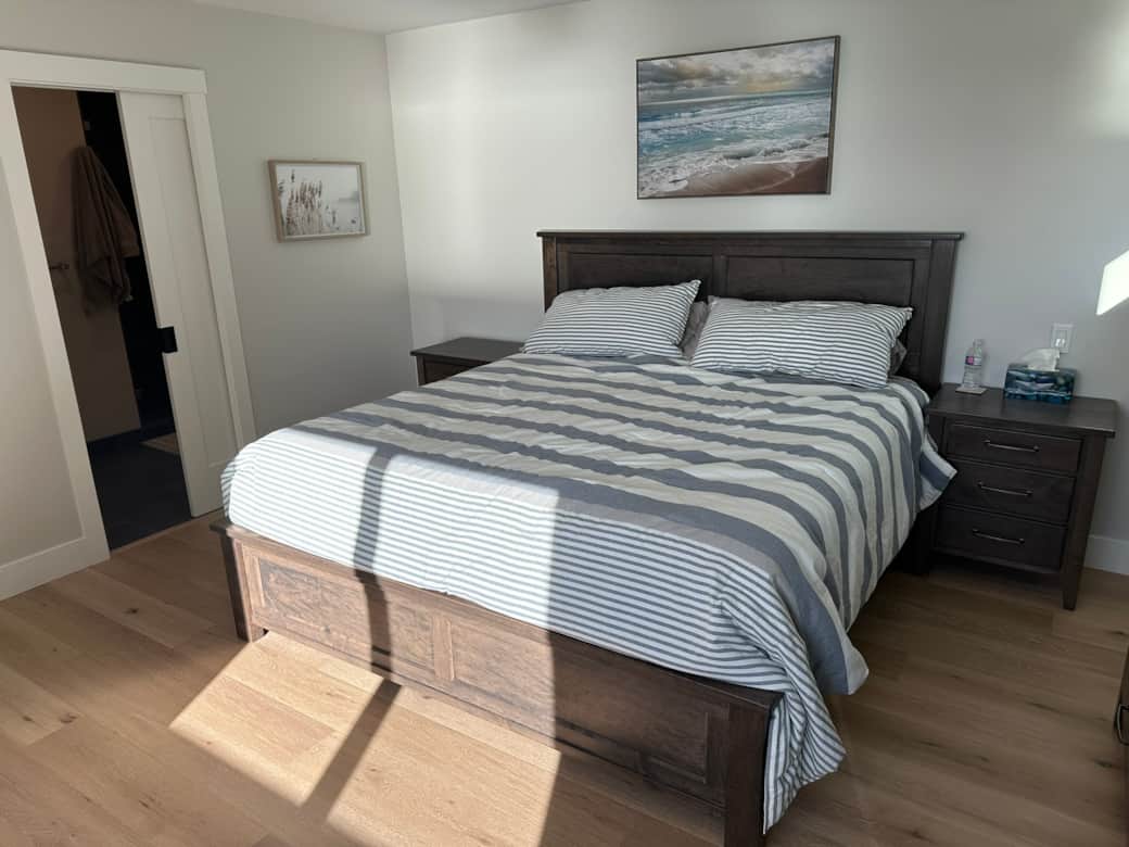 Upper Level Master King Bed