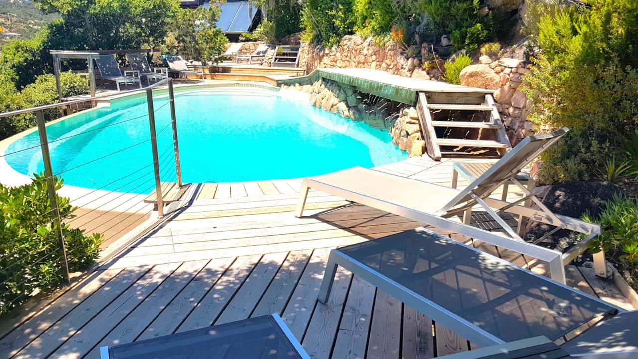 La piscina A ALTEZZA.