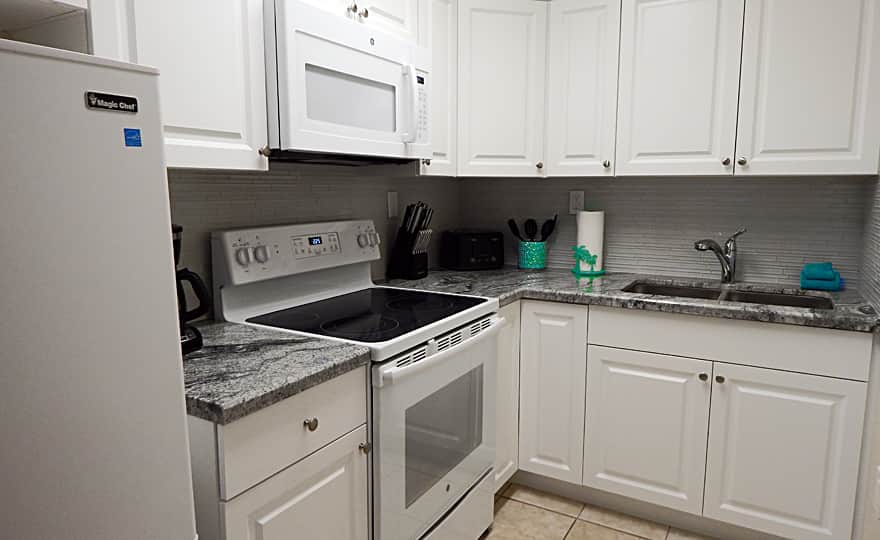 Unit #8 - Full size appliances.