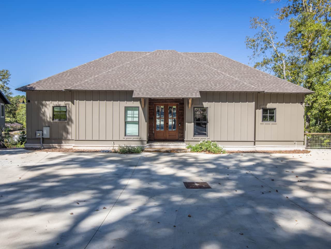 Driveway Entrace