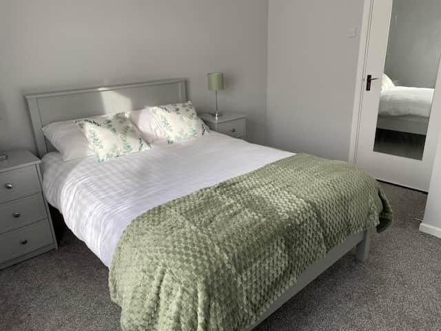 Room 6 (1)