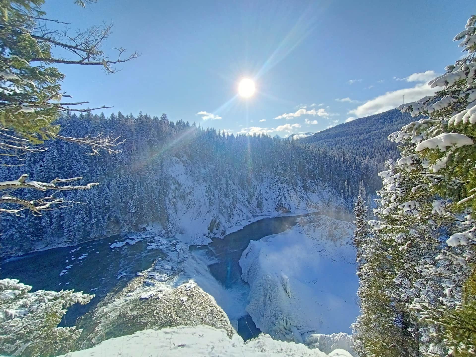 Golden Mountain View Suites Vacation Rentals in Golden, BC