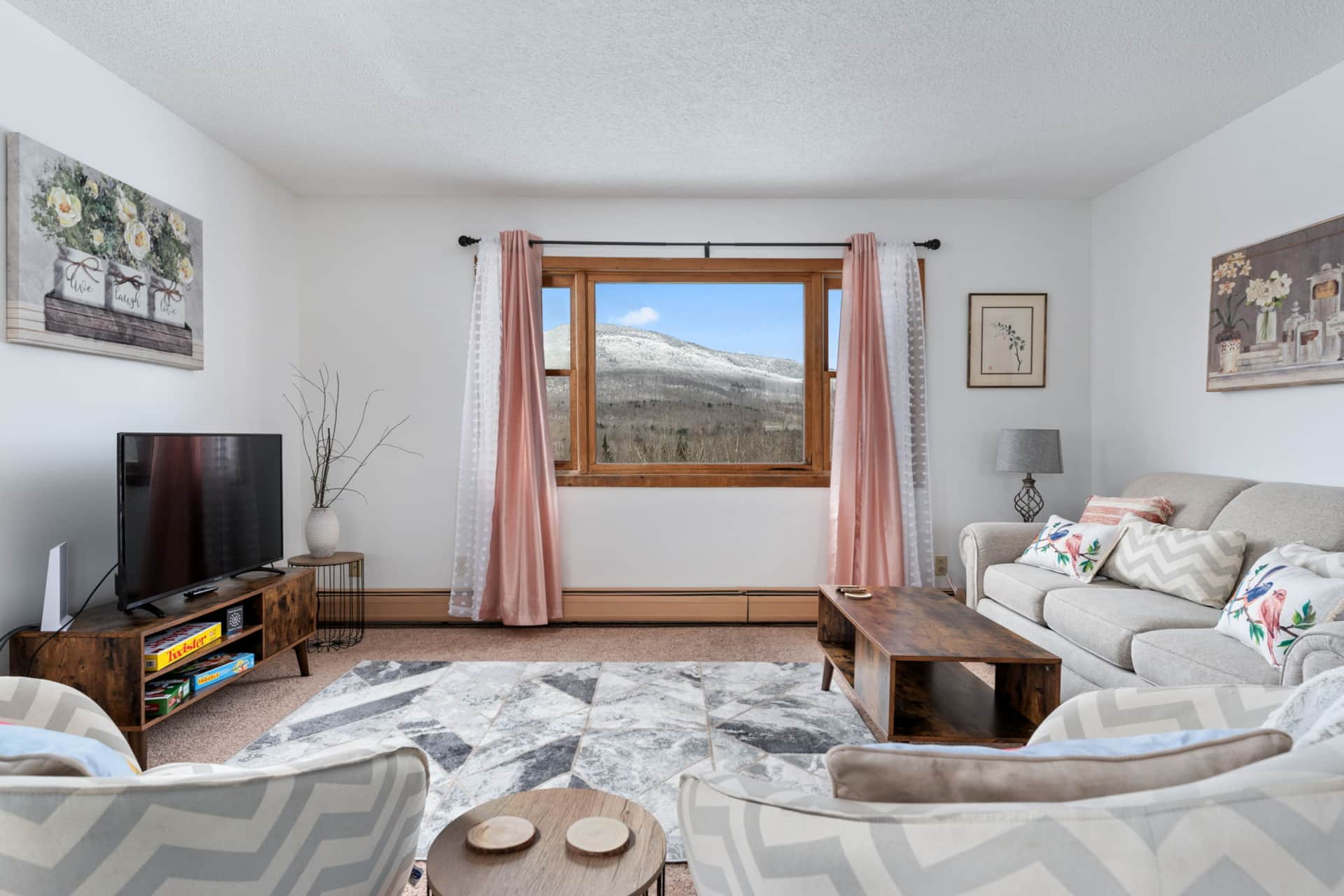 Elmore Mountain View