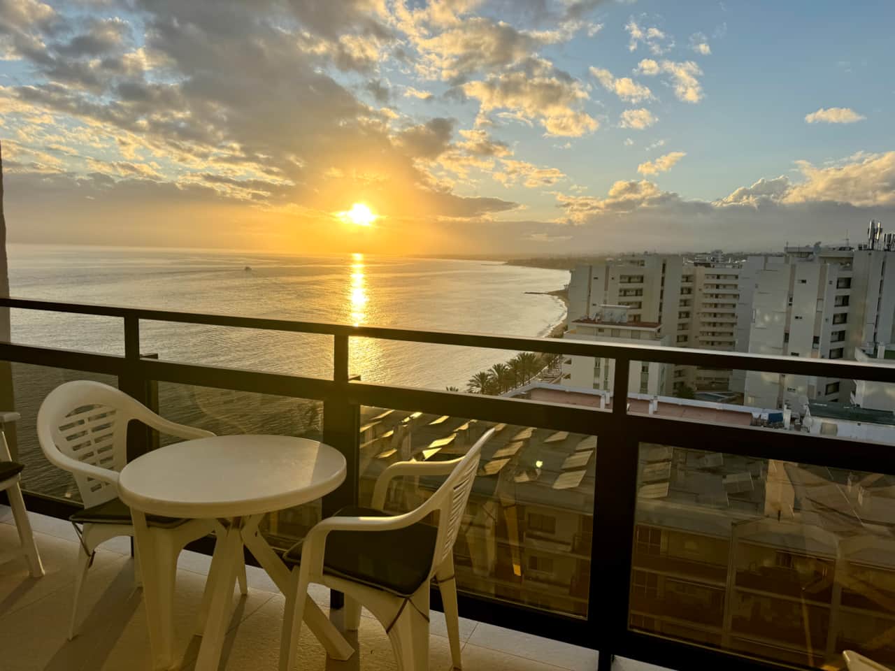 Skol Apartments Marbella 702A