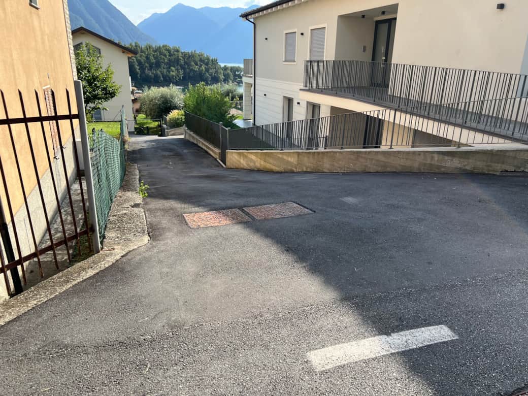 NaLia Garage driveway