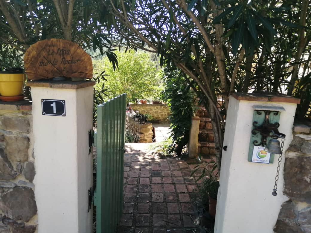 Entrée du Mas Entrée du Mas