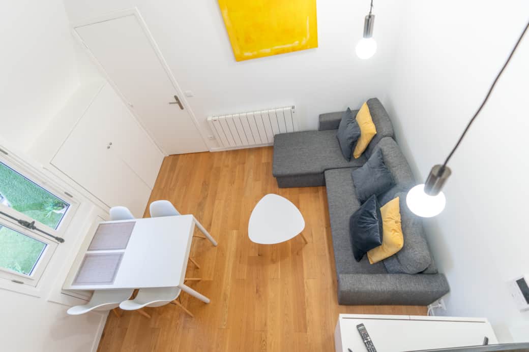 E P H03402 E P H03402