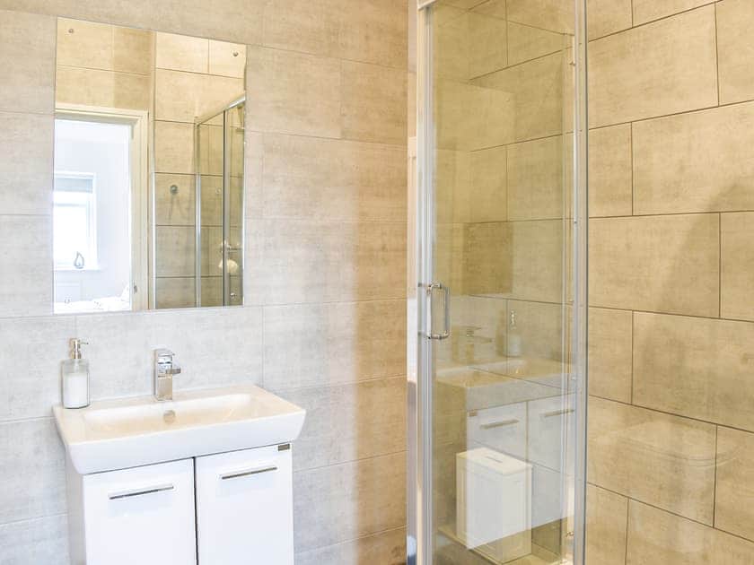 En-suite bathroom