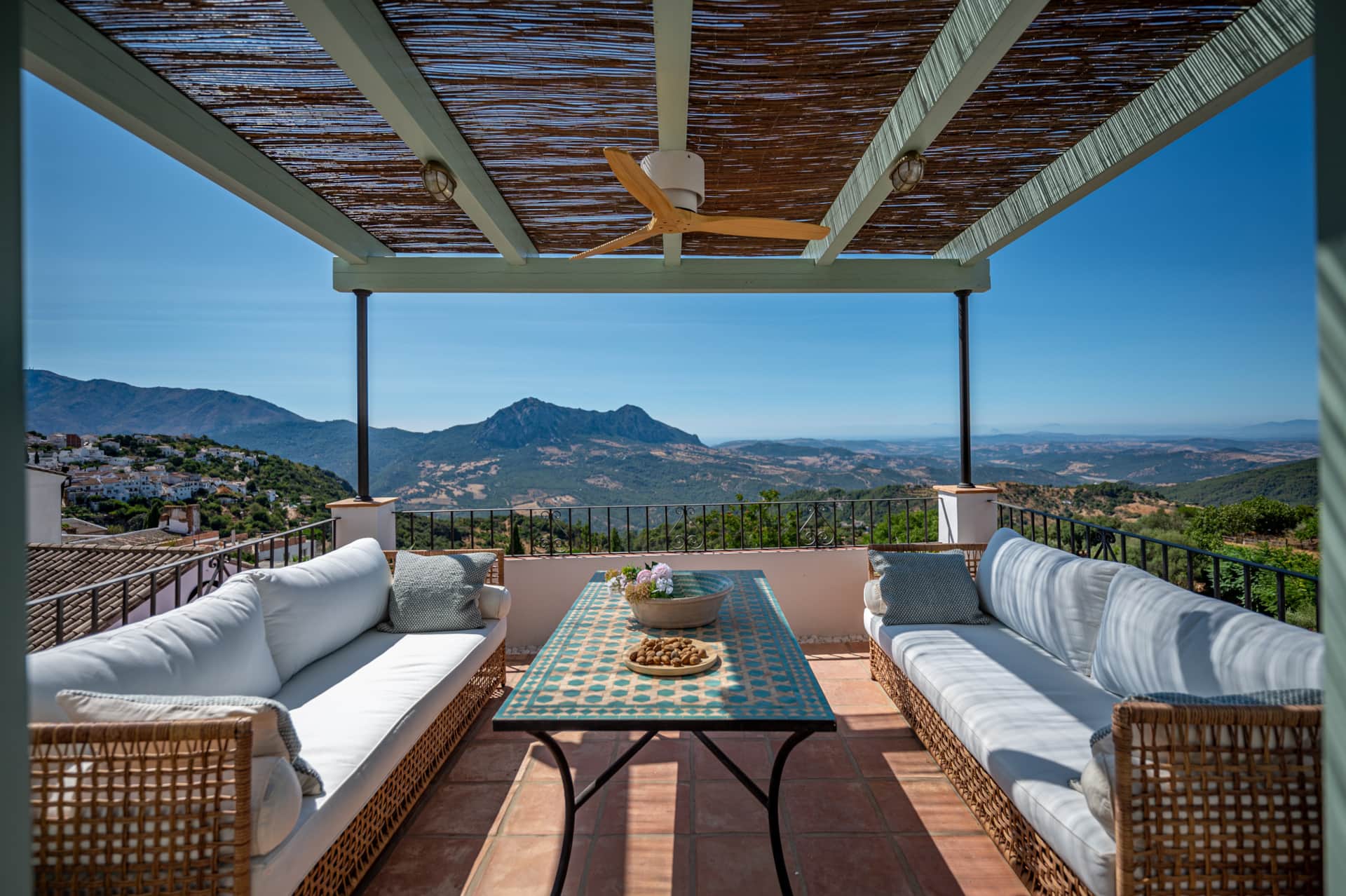 Casa da Raposeira private pool and vineyard views, luxury family villa in the Douro Valley Portugal