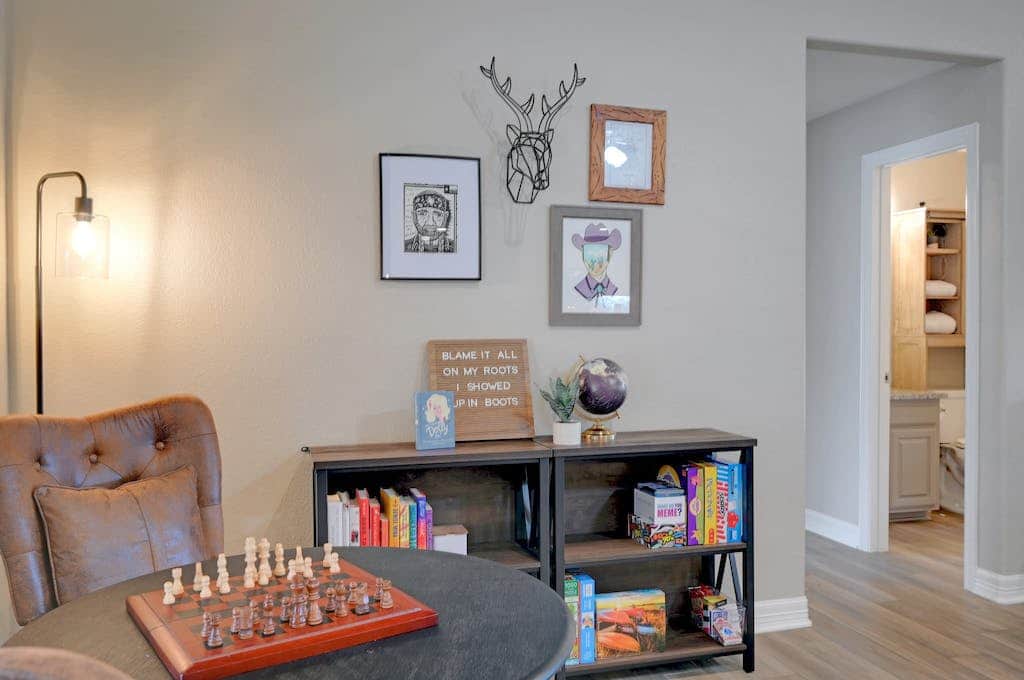 Games, puzzles and books