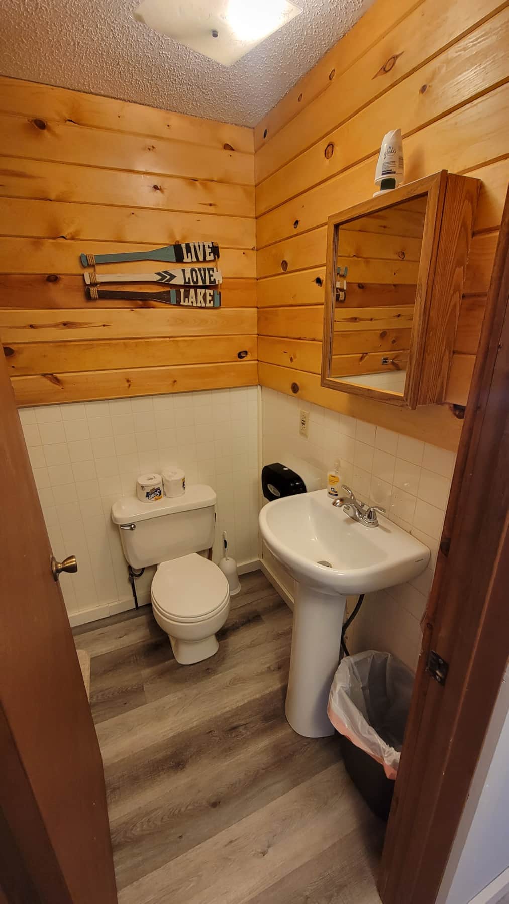 Cabin 1 Bathroom