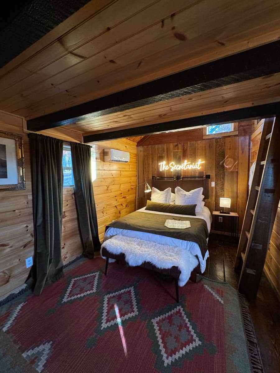 The Secretariat Bedroom The Secretariat Bedroom