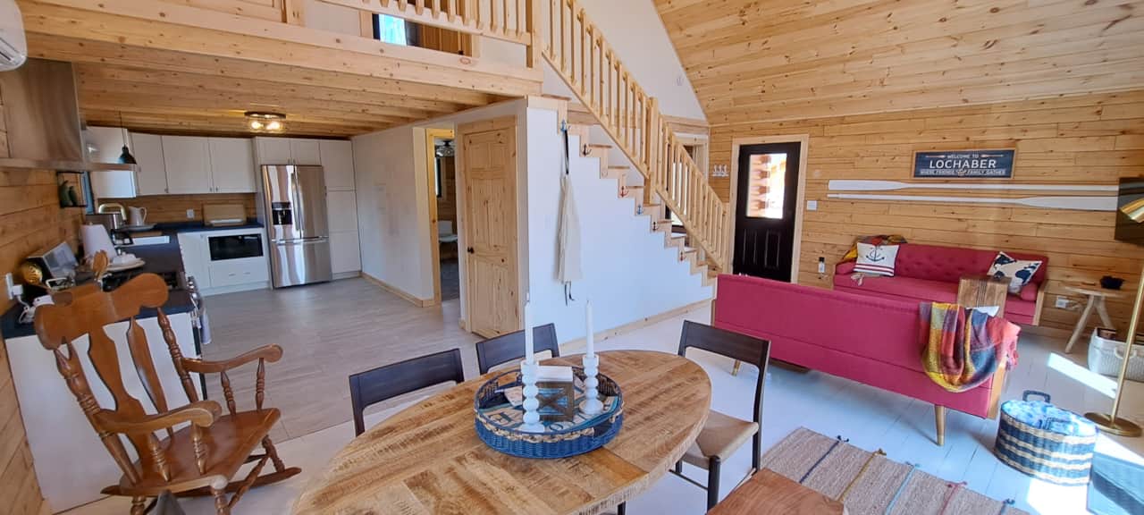 Open Concept Main Floor Living