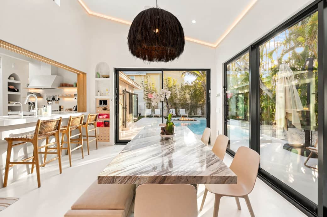 46A76BEF CC8C 4217 81B0 C83D92E44E04 46A76BEF CC8C 4217 81B0 C83D92E44E04