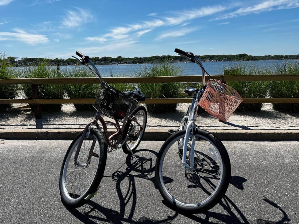 3 beach cruisers available for guest usage