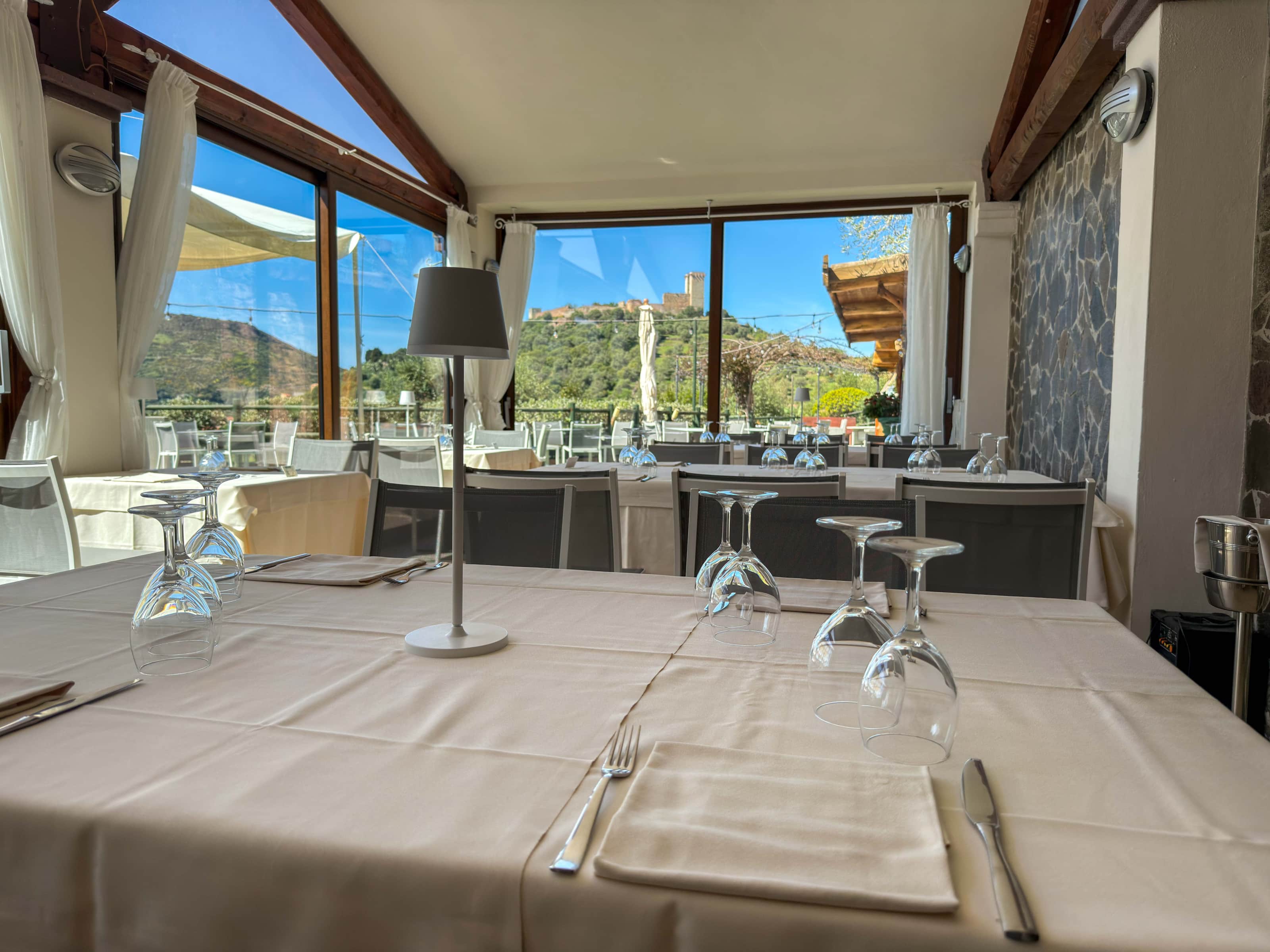 Dove mangiare a Bosa ristoranti cucina locale terrazze panoramiche e sapori sardi