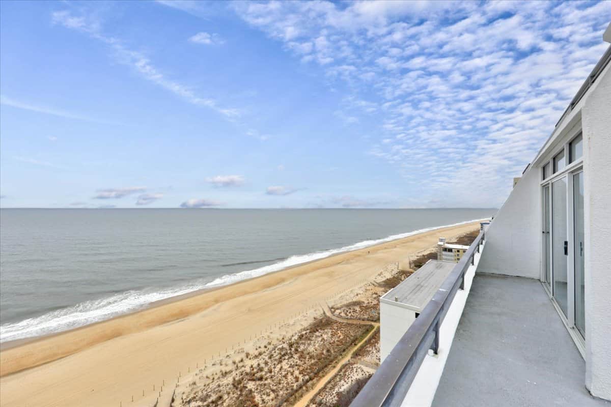 Direct Oceanfront Views